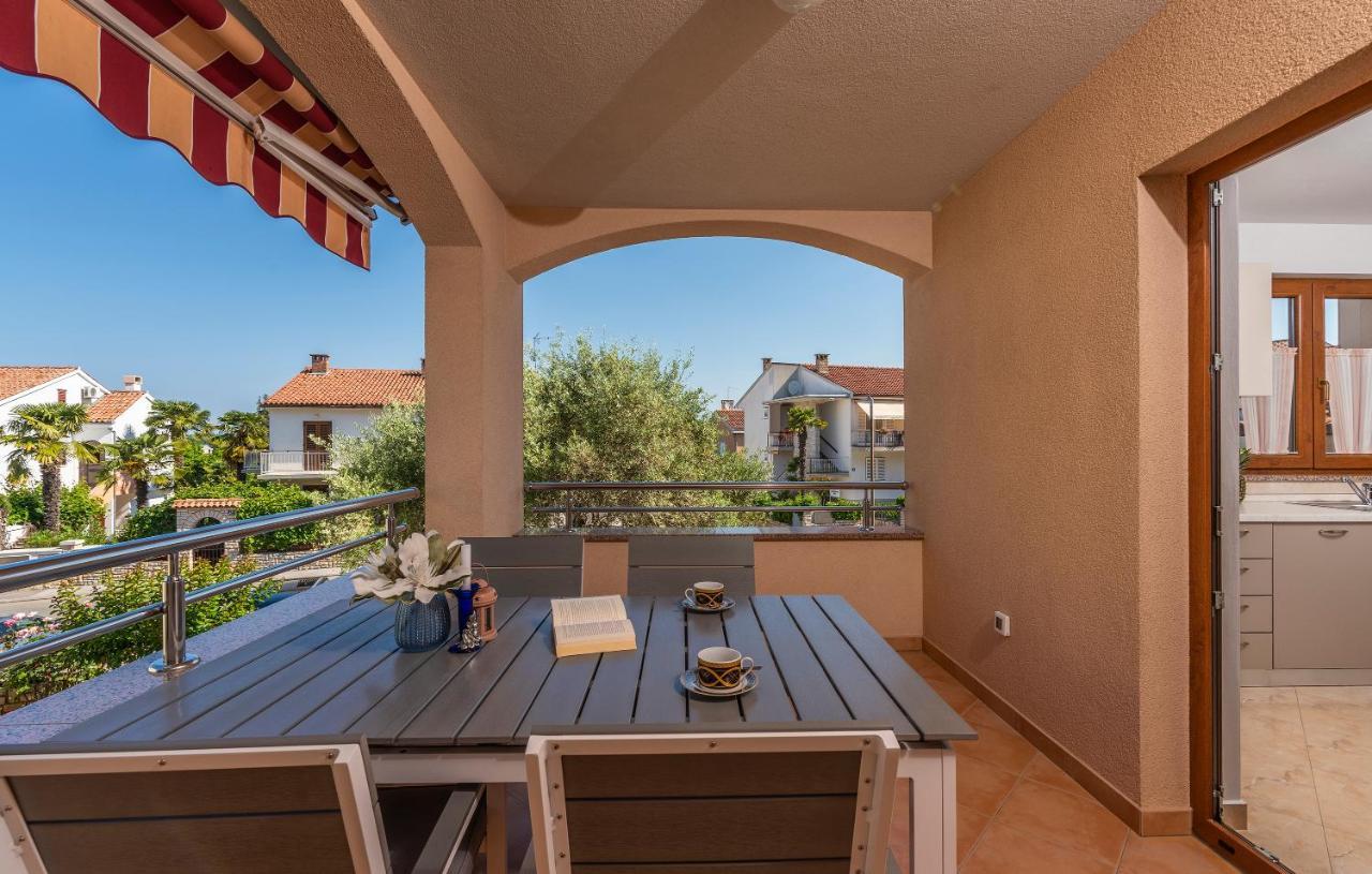 Apartments Villa Ana 포레치 외부 사진