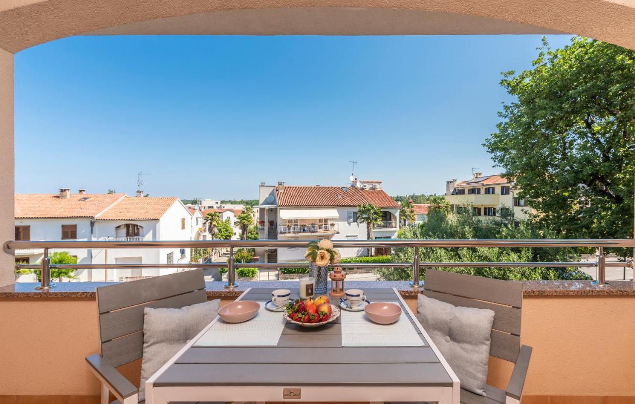 Apartments Villa Ana 포레치 외부 사진