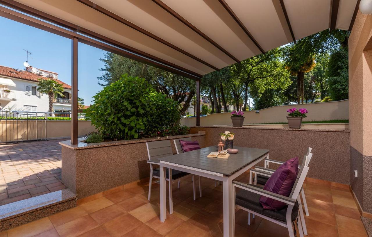 Apartments Villa Ana 포레치 외부 사진