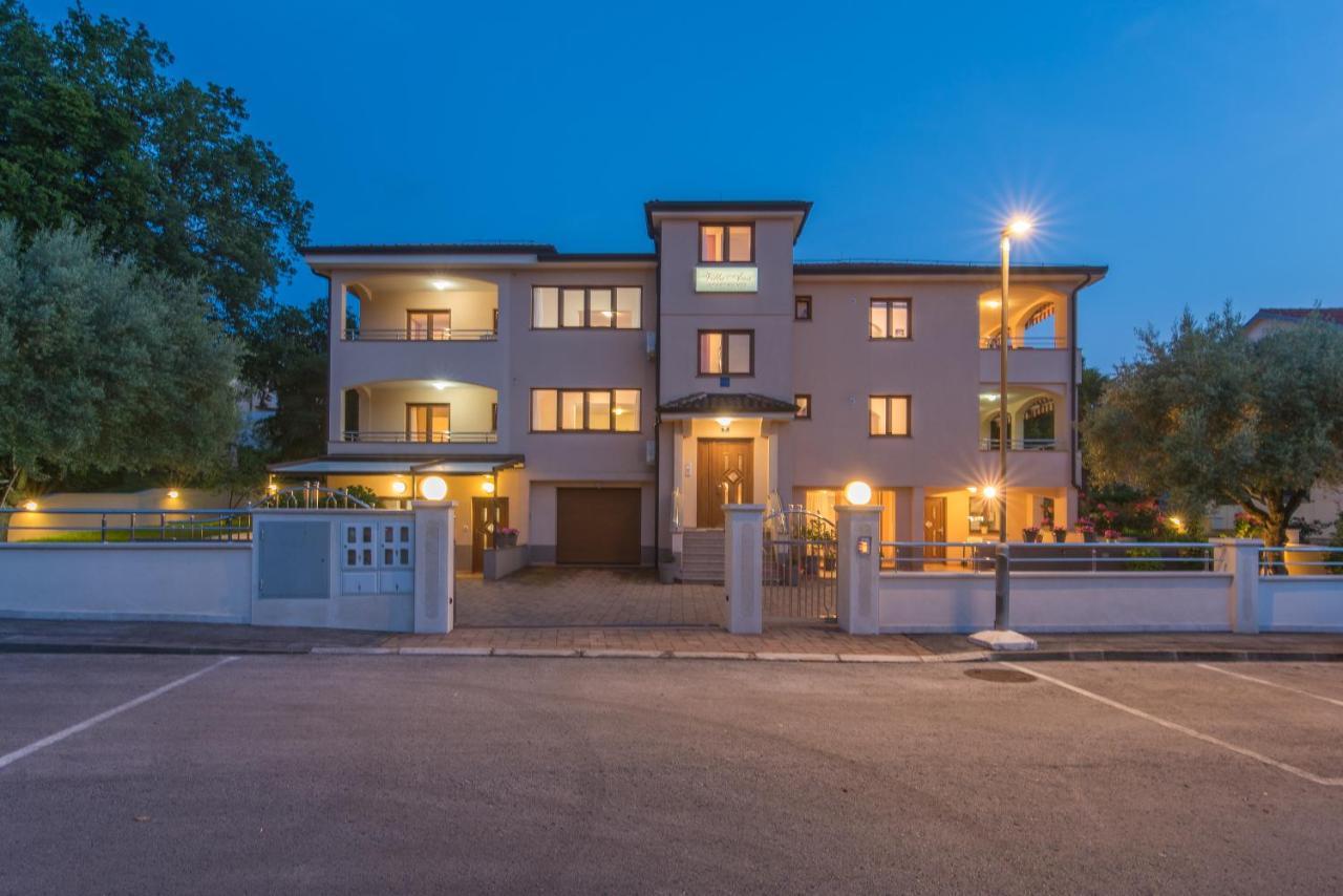 Apartments Villa Ana 포레치 외부 사진