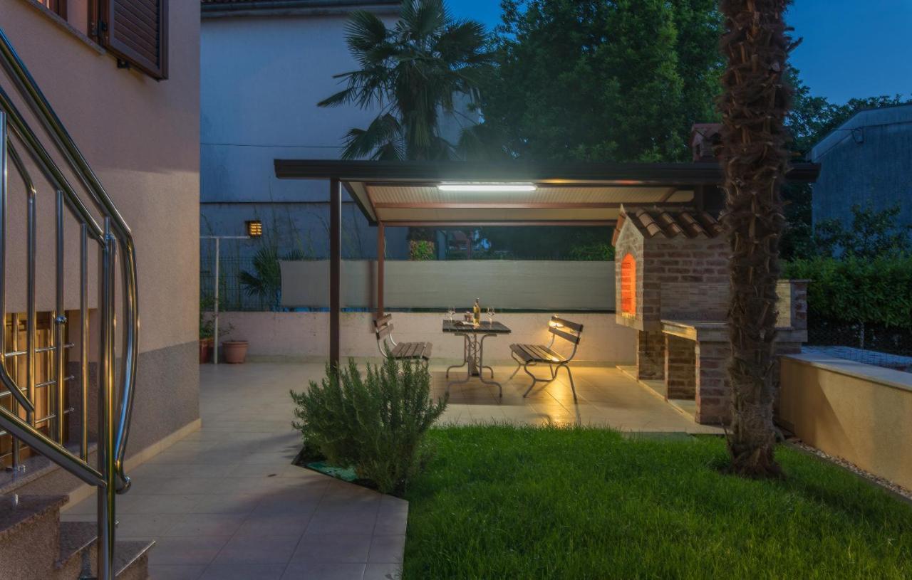 Apartments Villa Ana 포레치 외부 사진